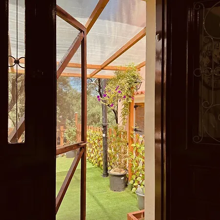 Matina's Village Getaway Ferienhaus *